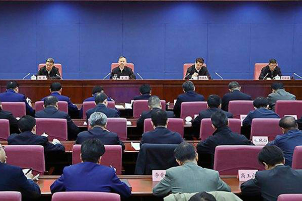 國務(wù)院安委辦、應(yīng)急管理部召開全國煤礦安 全生產(chǎn)工作緊急視頻會(huì)議強(qiáng)調(diào) 深刻吸取煤礦重大事故教訓(xùn) 舉一反三抓好風(fēng)險(xiǎn)防控 確保歲末年初安 全形勢穩(wěn)定